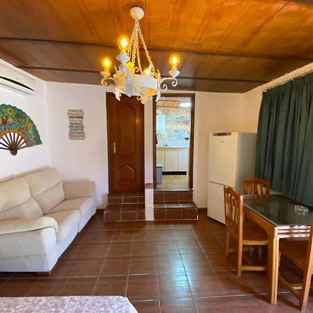 Estudio Coqueto Con Cocina, Bano Y Piscina De Temporada Compartida, A 8Km De Cordoba, En Plena Sierra,By Trassierrarooms Экстерьер фото