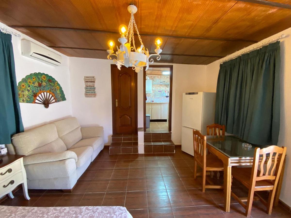 Estudio Coqueto Con Cocina, Bano Y Piscina De Temporada Compartida, A 8Km De Cordoba, En Plena Sierra,By Trassierrarooms Экстерьер фото