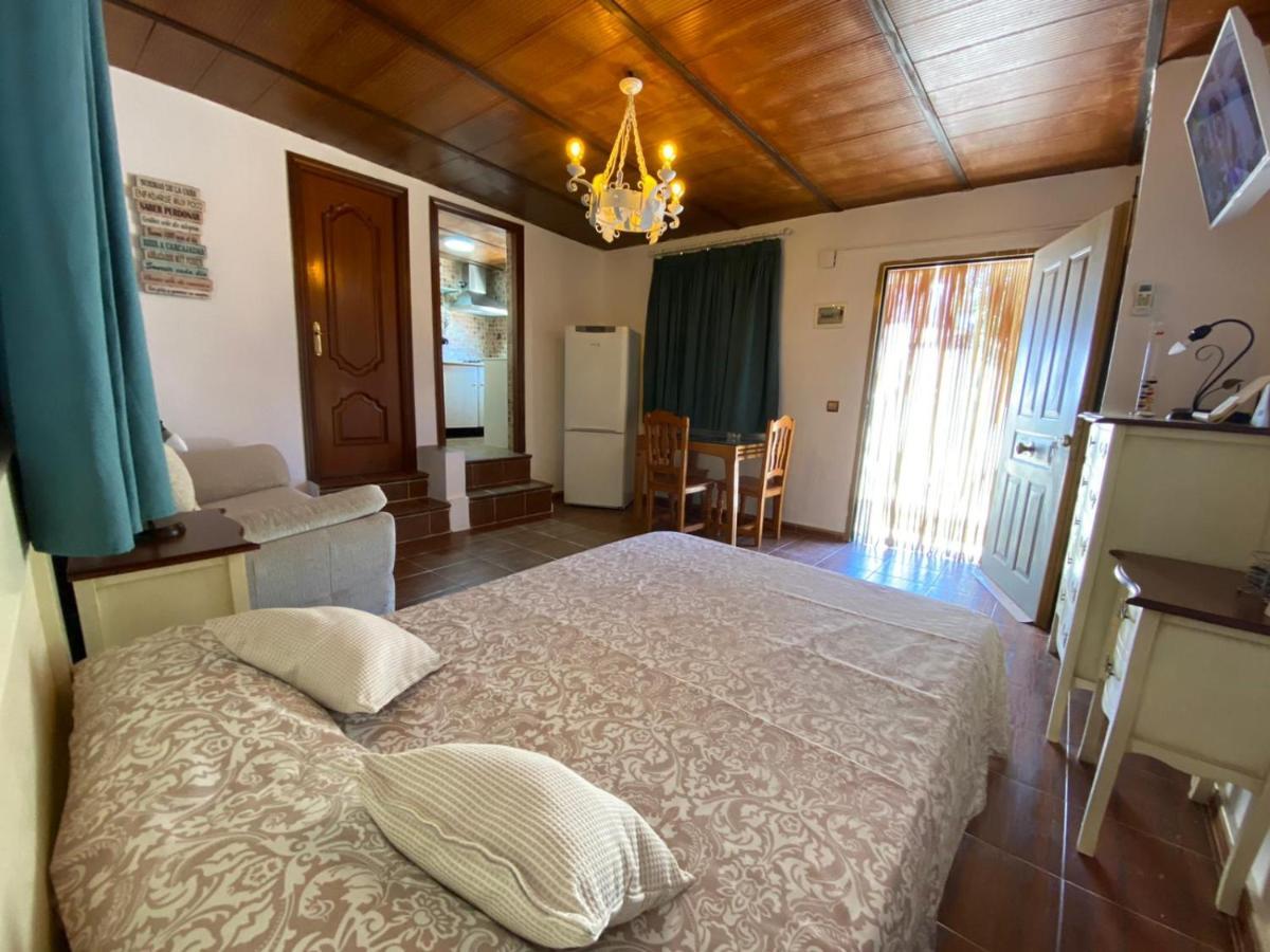 Estudio Coqueto Con Cocina, Bano Y Piscina De Temporada Compartida, A 8Km De Cordoba, En Plena Sierra,By Trassierrarooms Экстерьер фото